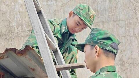 Bộ đội biên phòng chạy đua từng giờ giữ bình yên xã đảo