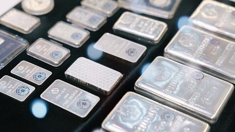 Giá bạc hôm nay 25/2/2026: Tăng bứt phá