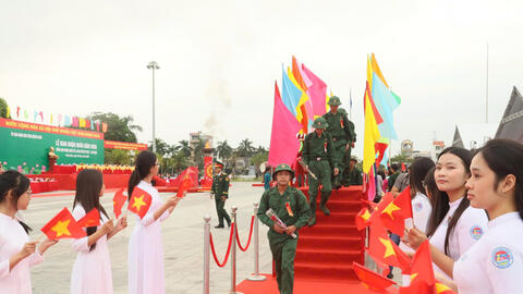 Quảng Ngãi: Thế hệ trẻ lên đường bảo vệ Tổ quốc