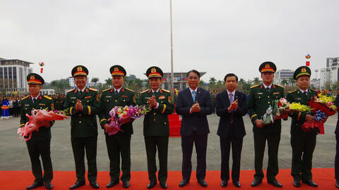 Thanh niên Cao Bằng hăng hái lên đường bảo vệ Tổ quốc