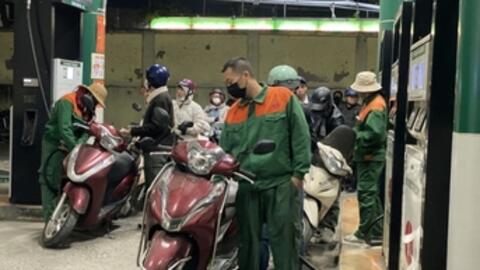 Giá bạc hôm nay 19/3/2026: Tiếp đà sụt giảm