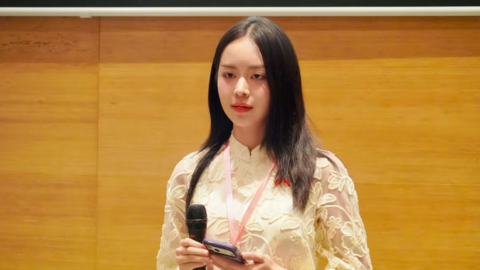 Hoa hậu Thanh Thủy ghi điểm tại Hành trình đỏ