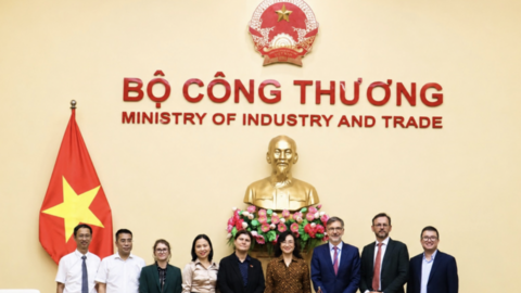 Việt Nam - Pháp mở rộng hợp tác công nghiệp, thương mại, năng lượng 