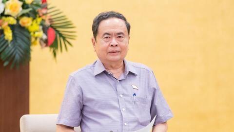 Quốc hội xây dựng luật để mở đường cho phát triển