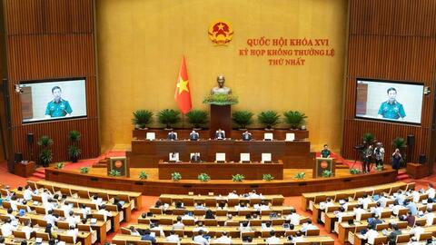 Quốc hội thông qua 2 Luật về quân sự, quốc phòng