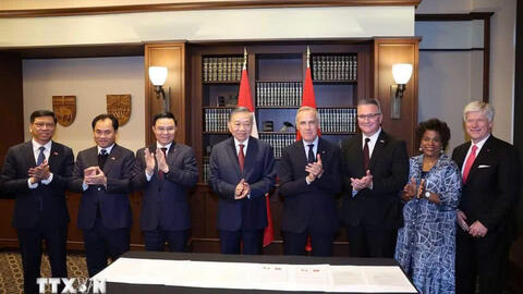Việt Nam - Canada: Tăng cường hợp tác năng lượng và chuyển dịch năng lượng sạch