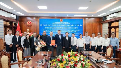 Gia Lai trao Giấy chứng nhận đăng ký đầu tư dự án GO! Pleiku