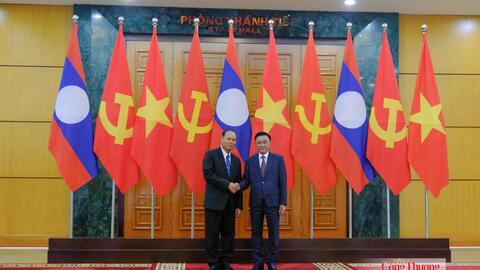 Toàn cảnh Lễ đón Thường trực Ban Bí thư Trung ương Đảng Nhân dân Cách mạng Lào Vilay Lakhamphong