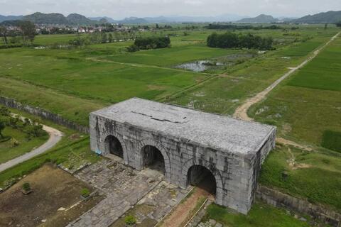 Phát huy giá trị di sản gắn với phát triển du lịch Thành Nhà Hồ