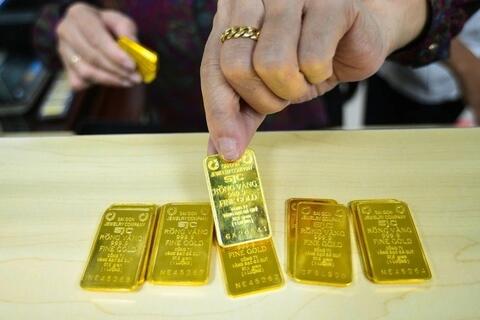 Giá vàng nhẫn và vàng miếng ổn định, riêng Phú Quý điều chỉnh giảm 300.000 đồng