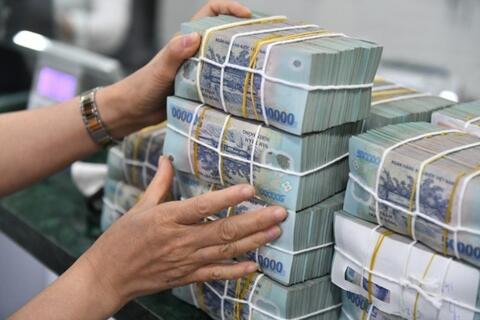 Cổ phiếu của doanh nghiệp sở hữu ‘núi’ tiền mặt hút dòng tiền?