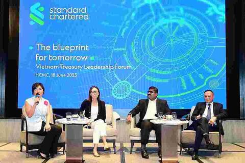 Standard Chartered cảnh báo rủi ro thanh khoản và chi phí vốn đối với doanh nghiệp Việt