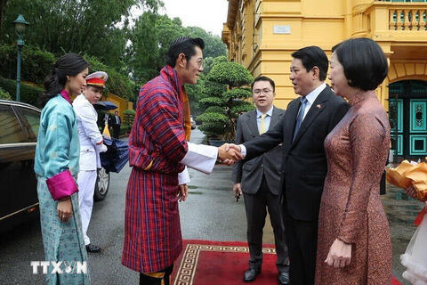 Chủ tịch nước chủ trì lễ đón Quốc vương Bhutan thăm Việt Nam