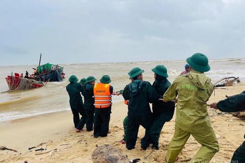 Quảng Trị: Huy động lực lượng hỗ trợ nhân dân khắc phục hậu quả mưa lũ