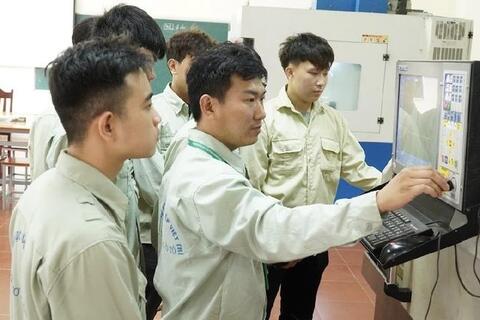 Nhà giáo ngành Công Thương: Nguồn lực cho tri thức và tương lai