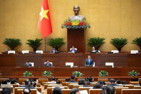 Đề xuất đánh thuế 0,1% với vàng miếng, không lo thuế chồng thuế