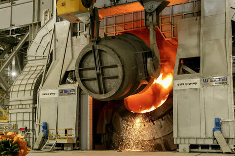 Quảng Ngãi: Hỗ trợ doanh nghiệp trước thách thức xuất, nhập khẩu