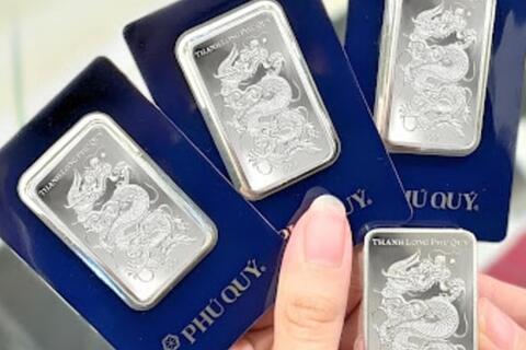 Giá bạc hôm nay 23/2/2026: Bạc bứt phá