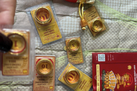 Có nên mua vàng vào ngày vía Thần Tài để rước tài lộc?