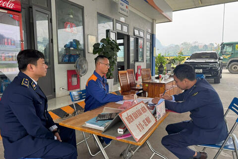 Tuyên Quang kiểm tra 31 cửa hàng xăng dầu tại địa bàn trọng điểm