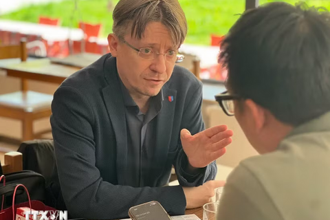 Đảng Cộng sản Thụy Sĩ tin tưởng vào sự thành công của Việt Nam