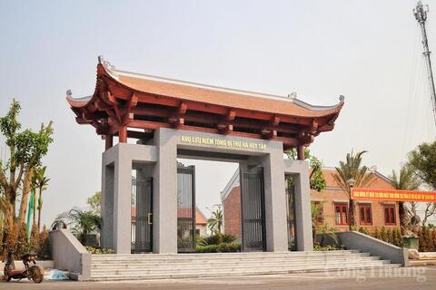 Thăm nơi yên nghỉ của cố Tổng bí thư Hà Huy Tập ở Hà Tĩnh