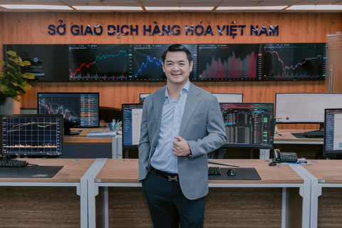 Dòng tiền đổ mạnh vào thị trường hàng hóa, cuộc đua thị phần nóng lên