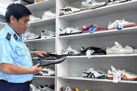 Đà Nẵng: Xử lý nhiều cơ sở kinh doanh hàng xâm phạm sở hữu trí tuệ