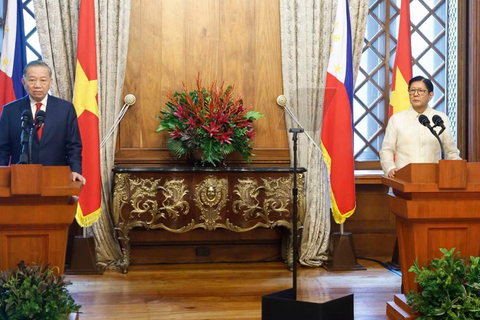 Việt Nam và Philippines nâng cấp quan hệ lên Đối tác Chiến lược tăng cường