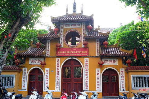 Tiếng chuông tri ân ngân vang giữa mùa Tháng Bảy