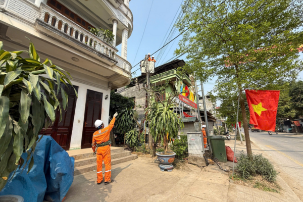 Cao Bằng: Chủ động phương án cung ứng điện mùa nắng nóng