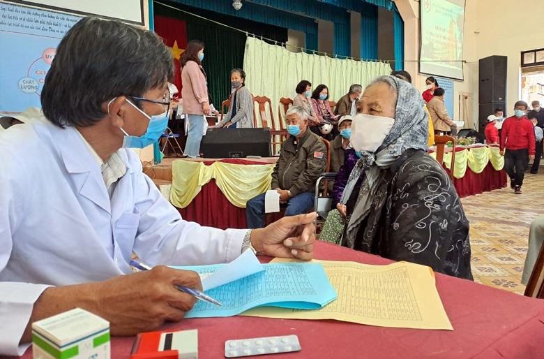 Đoàn bác sĩ tình nguyện Thành phố Hồ Chí Minh tổ chức khám, chữa bệnh miễn phí cho người dân TP Đà Lạt –Lâm Đồng