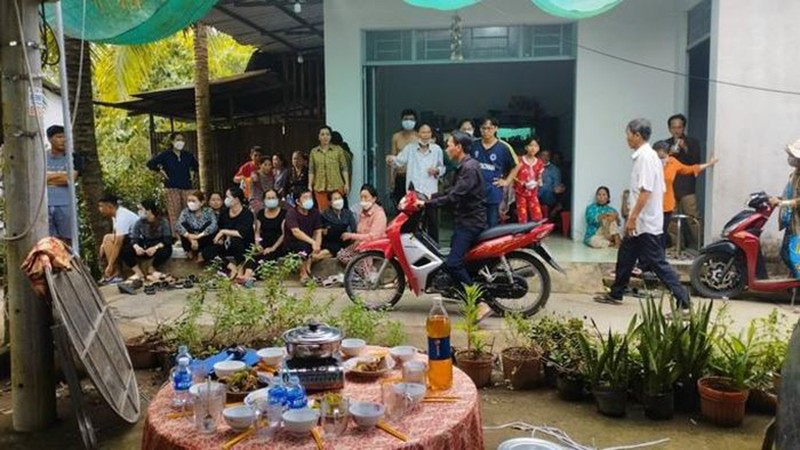 Tiền Giang: Công an báo cáo vụ hai mẹ con tử vong sau khi uống sữa