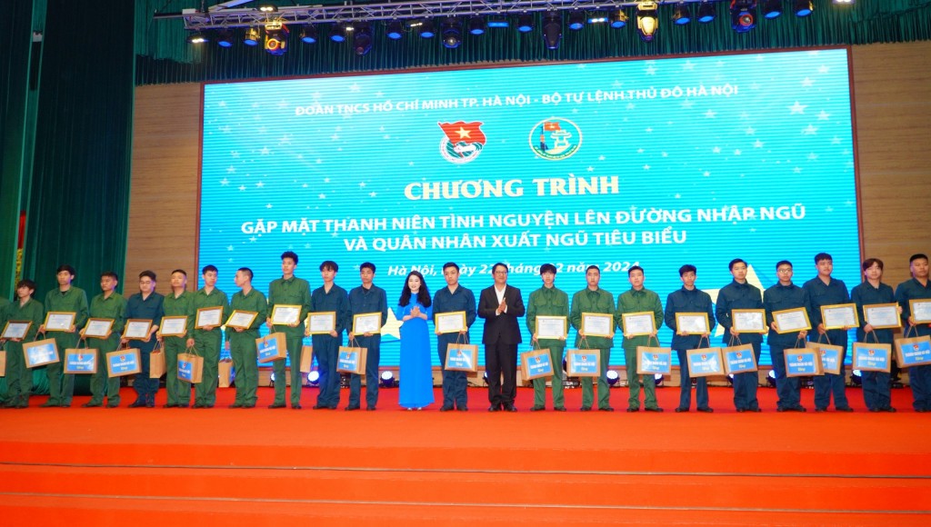 Tiếp nối tinh thần