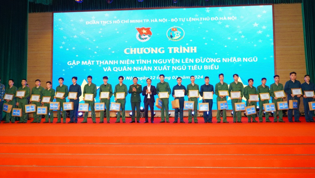 Tiếp nối tinh thần