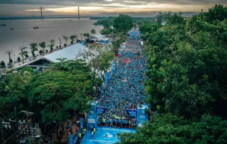 Năm 2023, Giải Giải Marathon Quốc tế Di sản Cần Thơ thu hút 9.000 vận động viên. Ảnh: Ban tổ chức