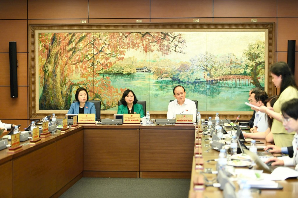 ĐBQH đề xuất các giải pháp thúc đẩy tăng trưởng kinh tế ĐBQH đề xuất các giải pháp thúc đẩy tăng trưởng kinh tế