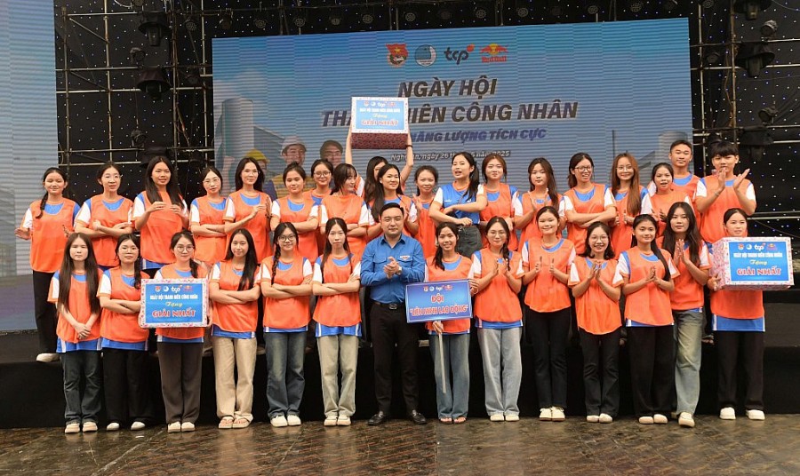 Lan tỏa “Bản lĩnh tới cùng - Húc tới đi”