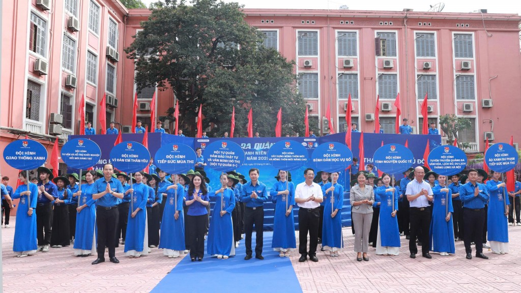 Thành đoàn Hà Nội ra mắt 10 đội hình chuyên trong chiến dịch