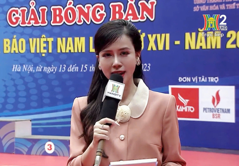 Bùi Hoàng Yến với vai trò là BTV - MC của Đài PT-TH Hà Nội. Ảnh: NVCC.