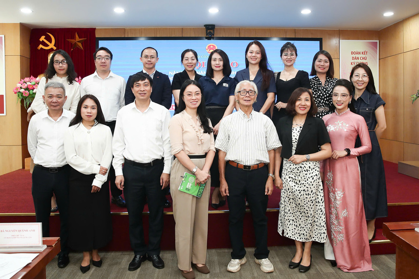Các diễn giả tham dự hội thảo.