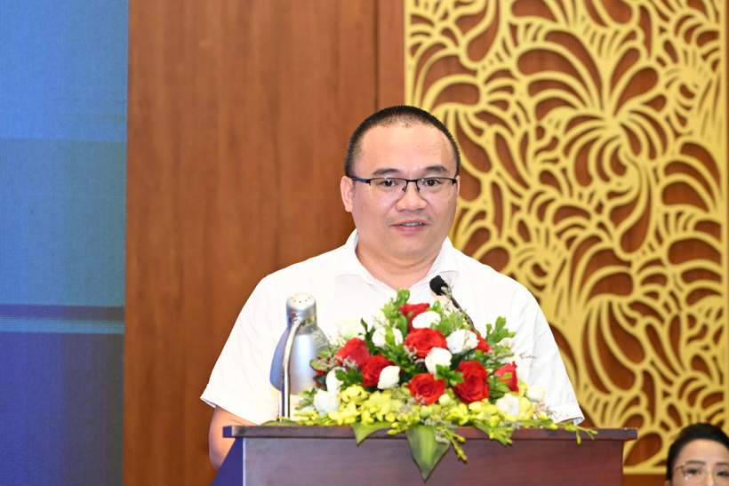 Ông Dương Chí Công, Giám đốc kỹ thuật Công ty cổ phần Giải pháp Công nghệ Việt Nam (VETS) phát biểu tại Diễn đàn. Ảnh: Cấn Dũng