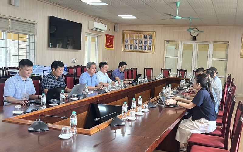 Đoàn công tác của Bộ Công Thương làm việc với Sở Công Thương Nghệ An vào sáng 8/8/2025. Ảnh: Quốc Huy