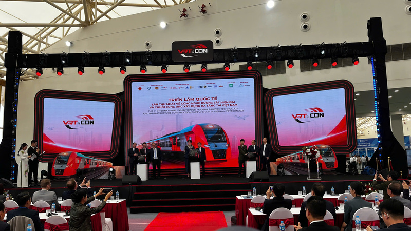 Triển lãm VRT&CONS 2025 mở ra diễn đàn hợp tác, kết nối đầu tư phát triển công nghệ và hạ tầng đường sắt hiện đại của Việt Nam. Ảnh: Thái Mạnh