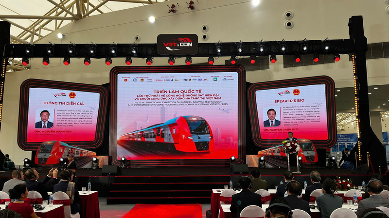 Quang cảnh Triển lãm quốc tế VRT&CONS 2025. Ảnh: Thái Mạnh