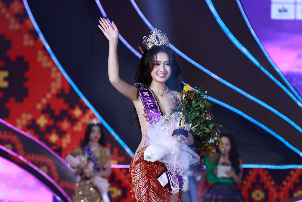 Hoa hậu Du lịch Dân tộc Việt Nam 2025 Trần Minh Phương Hoa hậu Du lịch Dân tộc Việt Nam 2025 Trần Minh Phương