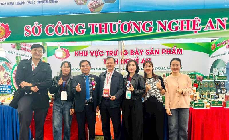 Các doanh nghiệp tỉnh Nghệ An tham gia XTTM với thị trường Trung Quốc. Ảnh: Xuân Thanh