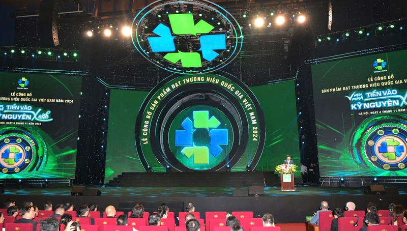 Lễ công bố sản phẩm đạt Thương hiệu quốc gia Việt Nam. Ảnh: CNG