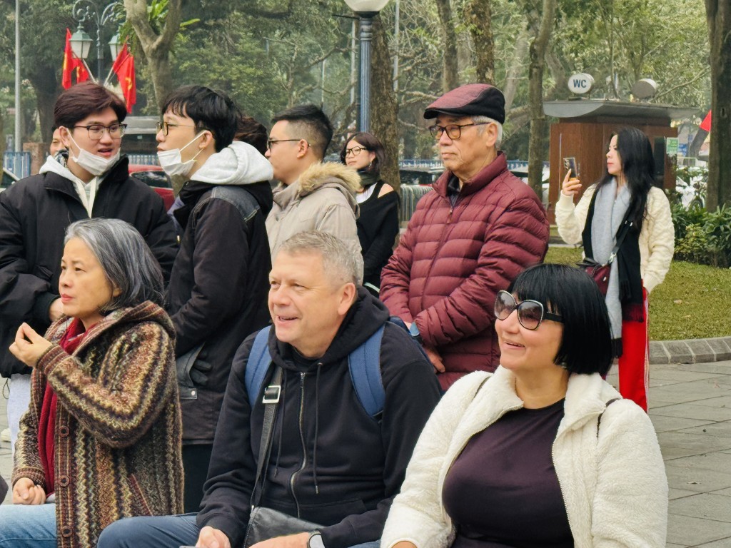 Mọi người hoà chung niềm đam mê âm nhạc