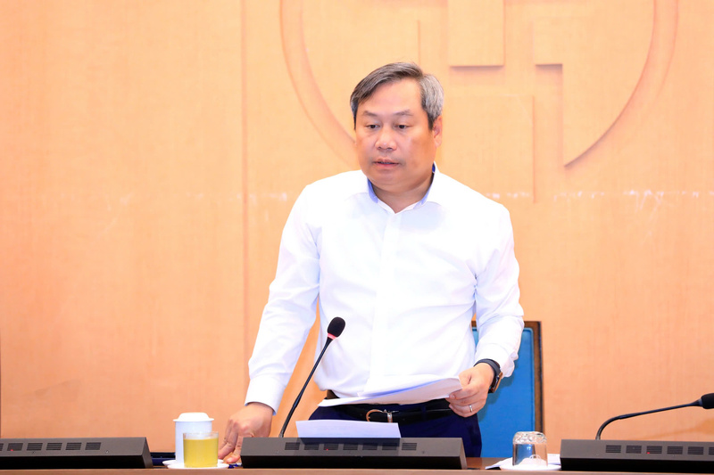 Ông Vũ Đại Thắng, Chủ tịch UBND TP. Hà Nội phát biểu chỉ đạo tại cuộc họp.